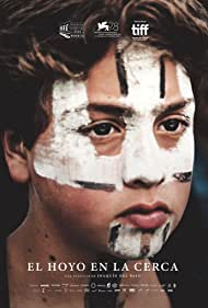 دانلود فیلم The Hole in the Fence سال 2021 - سوراخ در حصار