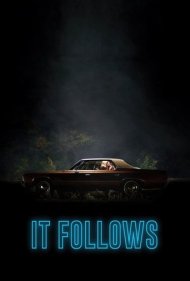 دانلود فیلم It Follows سال 2014 - او تعقيب مي کند