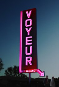 دانلود فیلم Voyeur سال 2017 - چشم‌چران