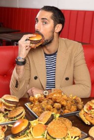 دانلود فیلم The Junk Food Experiment سال 2019 - آزمایش غذای ناسالم