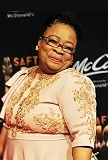 Lillian Dube