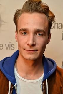 Gonzague Van Bervesseles