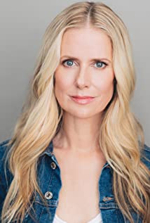 Kelly Deadmon