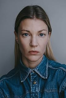 Mona Walravens