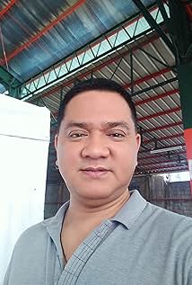 Louie Santiago