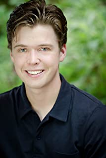 Evan Roe