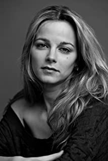 Bojana Novakovic