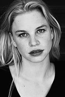 Emma Josten