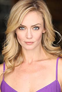 Stephanie Renee Wall